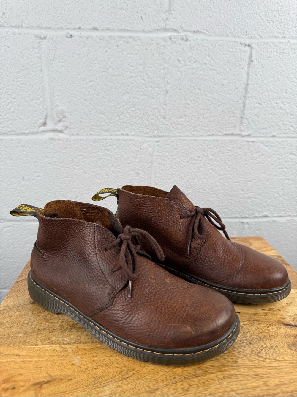 Dr. Martens Ember Brown Leather Chukka Desert Boots Men’s 9 AW004
